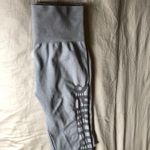 Spiritual Gangster XS/S legging